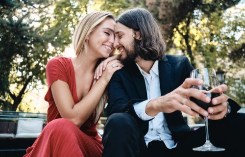 Sve popularniji trend: Otvoreni brakovi i fenomen “hotwifinga“