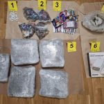 Uhapšen muškarac u Beogradu: Policija pretresom stana pronašla 5 kilograma marihuane i 80 grama kokaina