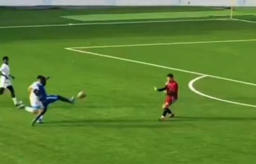 Urnebes: Lik `ladno krenuo da slavi gol koji je dao, ali zamalo (VIDEO)
