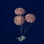 Kraj istorijske misije Artemis II: Astronauti bezbedno sleteli u Tihi okean posle leta oko Meseca (VIDEO)