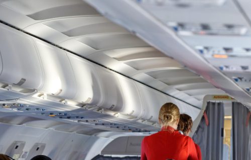 Drama na letu za Boston: Putniku naglo pozlilo iznad Atlantika, lekari i hitne službe čekali na pisti
