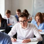 Studenti sve češće iznajmljuju ove naočare: Rezultati su za neke sjajni, ali za neke zabrinjavajući