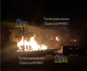 Razorni napad na Odesu: Nekoliko višespratnica u plamenu, najmanje 18 povređenih