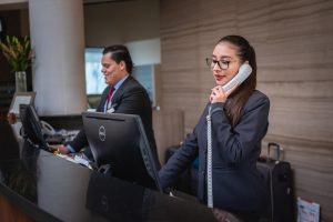 Hotel u Engleskoj uveo drakonsku kaznu: Ako u ovom periodu ne namaknete zavese, spremite skoro 3.000 eura