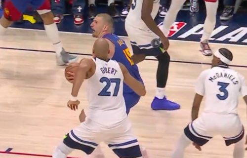 Jokić pokazao moć: Snažno zakucavanje preko Rudija Gobera (VIDEO)
