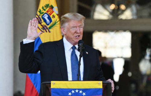 Ko zna da li se Tramp šali: Mogao bih da budem predsednik Venecuele, vodim u anketama, naučio bih španski