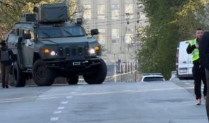 Napad u Kijevu: Četvoro mrtvih, napadač drži taoce u supermarketu (VIDEO)