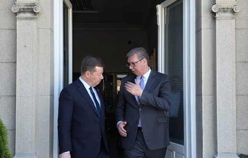 Vučić nakon sastanka sa Okamurom: "Nastavićemo da unapređujemo saradnju u svim oblastima"