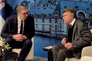 Važan sastanak: Predsednik Vučić se sastao sa Monbrijalom u Šantiliju
