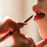Zaboravite na bockanje: Punije usne uz jednostavan trik, potrebna vam je samo jedna stvar