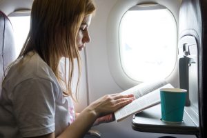Ovo vam sigurno nikada nije palo na pamet, a važno je: Znate li zbog čega su prozori na avionu okrugli?