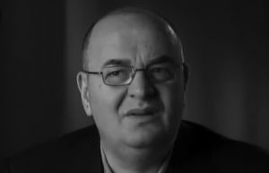 Komemoracija Dušku Vujoševiću: Od legende srpske košarke opraštaju se mnoga poznata lica