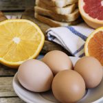 Jaja i sok od pomorandže: Nutritivni tandem ili još jedan viralni mit?