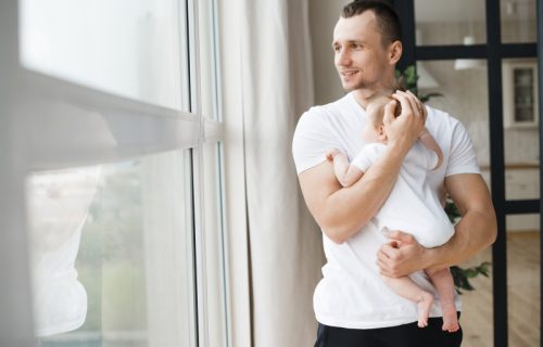 Beba menja sve: Majka očekivano, ali i očevi doživljavaju duboku biološku transformaciju