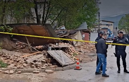 Napad na imovinu Srba: Porušene garaže u Kosovskoj Mitrovici, Euleks i karabinjeri posmatrali