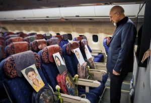 Iran ulazi u pregovore “sa nepoverenjem”: Kalibaf objavio potresnu sliku sa “saputnicima” u avionu