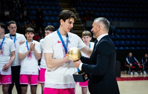 Brutalno: Mega razbila Zvezdu u juniorskom finalu ABA lige