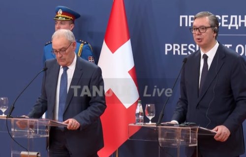 Vučić se obratio nakon sastanka sa Parmelanom: "Dramatično unapređena saradnja sa Švajcarskom"