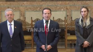 Karić nakon konsultacija sa Vučićem: “Podeljena Srbija nikome nije dobra i zato nam trebaju izbori”