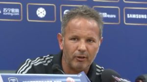 Scena koja se i danas prepričava: Ljajić zaspao, a Mihajlović ga gađao daljinskim