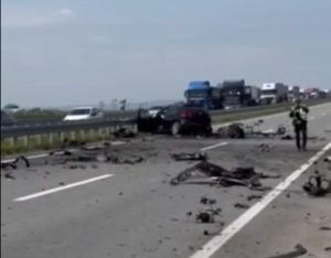 Zašto se gine u kontra-smeru? TikTok izazovi, umor, alkohol i drugi faktori iza jezivog trenda u Srbiji