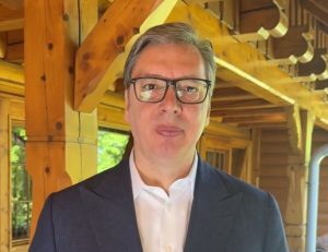 Vučić objavio odlične vesti: Upravo podeljeno 6.645 kredita za stanove mladima