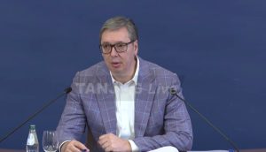Vučić: “Poziv na dijalog nije hir, žao mi je onih koji odbijaju”