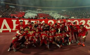 Šampanjac za devetu uzastopnu: Ovako se u loži “Marakane” nazdravljalo novoj tituli (VIDEO)