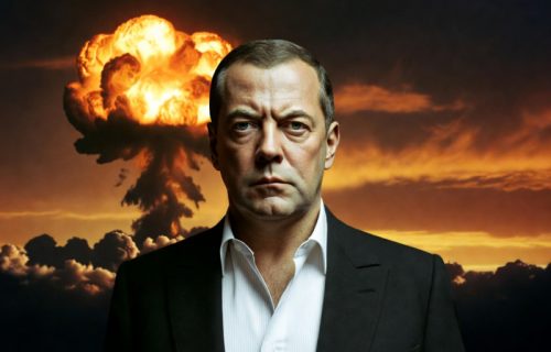 Medvedev ironično čestitao Zapadu lansiranje "Sarmata": "Sada ste nam svi postali bliži"