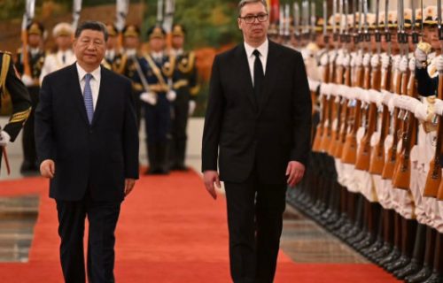 Vučić poručio Siju: "Beskrajno Vam hvala na tome što zajedno sa nama učestvujete u izgradnji Srbije"