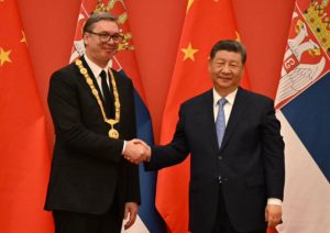 Vučić: “Ovaj orden odslikava zajedničke uspehe u simbolima koji krase moju zemlju danas” (FOTO)