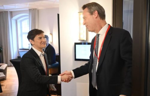 "Srbija ostaje čvrsto posvećena evropskim integracijama": Brnabić sa predsednikom Senata Belgije