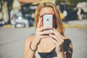 Hakeri napadaju turiste. Kad se prikačite na wi-fi postajete meta, jednu stvar nemojte da uradite