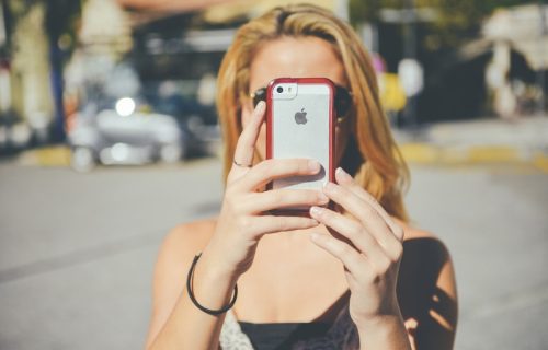 Hakeri napadaju turiste. Kad se prikačite na wi-fi postajete meta, jednu stvar nemojte da uradite