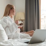 Nisu kupatila i kvake: Ovo je najprljaviji predmet u hotelskim sobama, a svima stoji tik pored glave