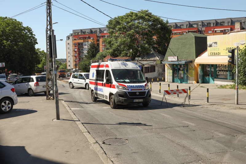 Užas u Surčinu: Turskom državljaninu polomili lobanju u obračunu, lekari mu se bore za život