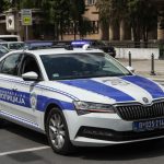 Dečak razneo sebi prste barutom iz petardi: Uhapšeni roditelji nakon jezive nesreće u Zemunu