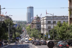 Sudar automobila i autobusa u Kneza Miloša: Saobraćaj na kratko bio usporen