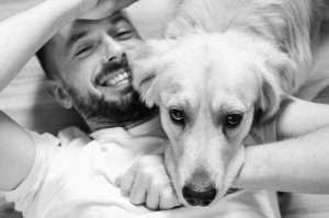 Pružaju ljubav i pomažu u ljubavi: Evo zašto je dobro da na društvene mreže stavite fotografiju sa psom