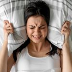 Probudite se usred noći i ne možete da zaspite? Stručnjaci upozoravaju da jedna greška pogoršava problem