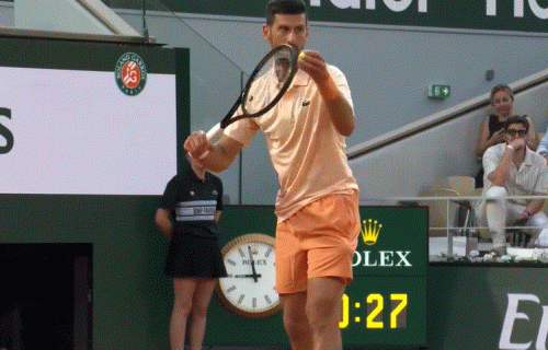 Novak načeo Brazilca: Đoković od rutiniranja do komplikovanja