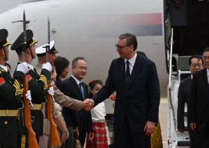 Vučić se oglasio po sletanju: “Srbija i Kina grade odnose koji su među najsnažnijima u svetu” (FOTO)