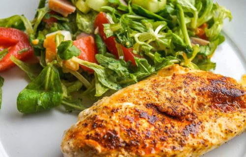 Recept koji svi hvale: Piletina u slatko-kiselom sosu od pomorandže i meda - probudiće vam sva čula