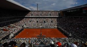 Šok u Parizu: Italijan predao polufinale bez borbe, Koboli za titulu protiv Zvereva