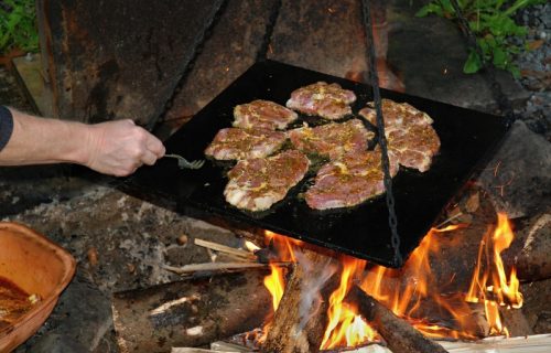 Marinada, ili začinsko bilje? Bez ovoga nema dobrog roštilja