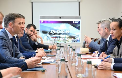 Ministar Mali sa delegacijom MMF-a: "Imamo značajno bolje rezultate od očekivanih, u 2026. rast od 3 odsto" (FOTO)