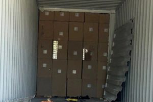 Na prelazu Šid-Ljuba policija zaplenila 45.000 paklica cigareta (FOTO)