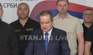 (UŽIVO) Dačić se obraća nakon skupova u Beogradu: “Nažalost došlo je do incidenata” (VIDEO)