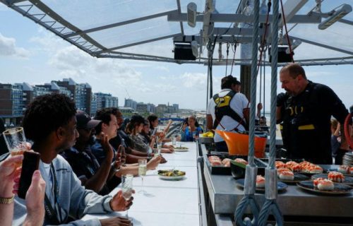 Večera među oblacima: Kako izgleda jedan od najneobičnijih restorana na svetu (VIDEO)