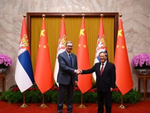 Vučić sa premijerom Kine Li Đijangom: “Ovi razgovori će biti od najvećeg značaja za našu zemlju” (FOTO)